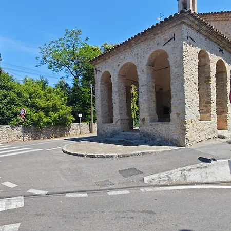 Provencal Detached House And Private Pool Villa